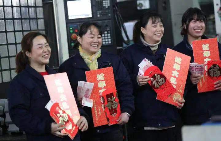 工讯速览118为在工作地过年的职工送上工会礼包河北省总倡议职工志愿