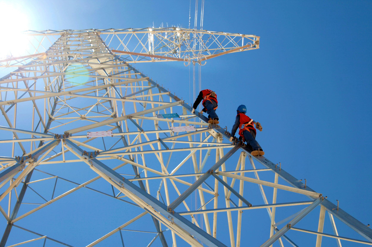 电力天路完全运行12年输送电量突破200亿千瓦时