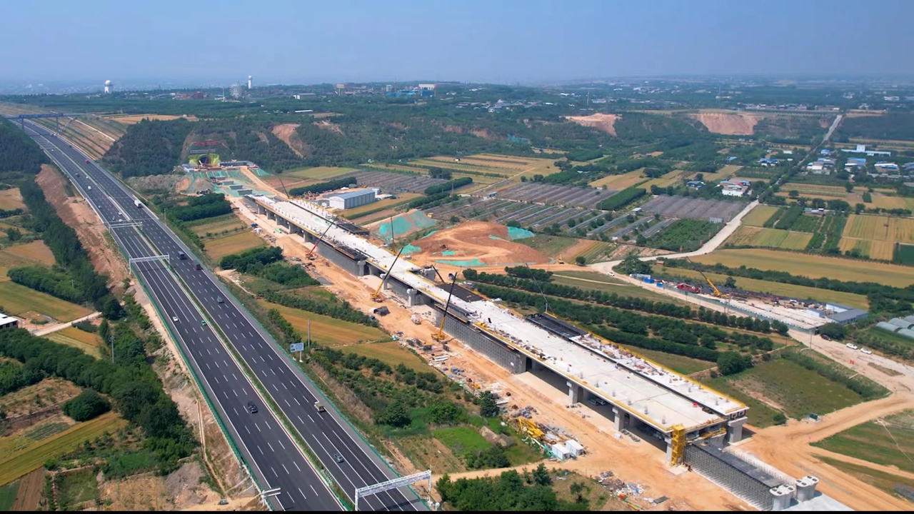 由西成客专陕西公司建设中铁三局负责施工的西延高铁站前1标全长8