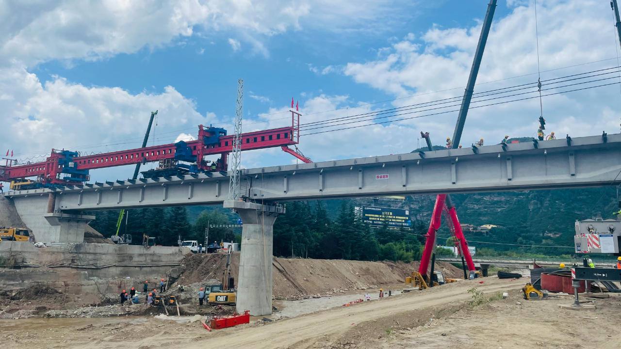 宝成铁路修建图片